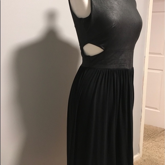 Guess dress - Picture 5 of 10